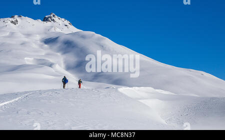 Le ski nordique en Rhone Alpes de France sur l'un des sommets les plus proches de Seez village - Clopet. Banque D'Images