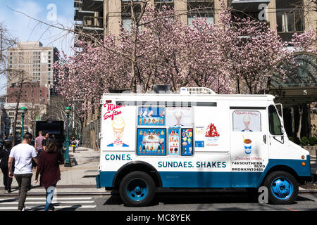 Camion de crème glacée à New York City, USA Banque D'Images