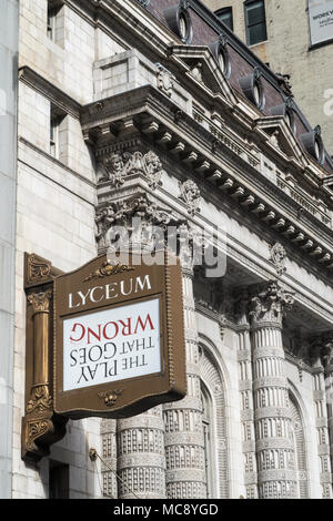 Lyceum Theatre avec 'le jeu qui va mal' Marquee, 149 West 45th Street, New York, USA Banque D'Images