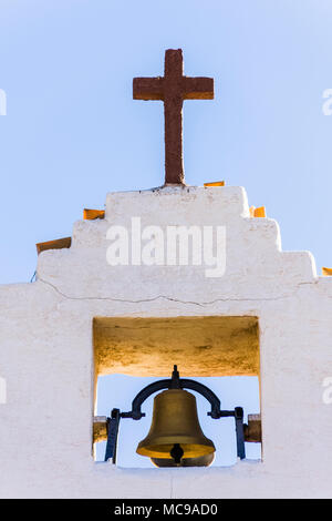 Tôt le matin, la lumière à saint François de Paula Mission franciscaine Eglise en Tularosa, Nouveau Mexique (fondée en 1865). Banque D'Images