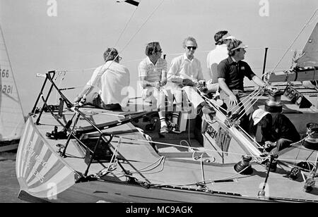 AJAXNETPHOTO. 1977. SOLENT, en Angleterre. L'ADMIRAL'S CUP - INSHORE RACE - BAY BEA (USA). PHOTO:JONATHAN EASTLAND/AJAX REF:1977 10030 Banque D'Images