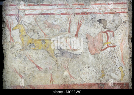 La chasse au chevreuil représenté dans la fresque de Lucane 370-360 BC de la tombe 18 de la Nécropole Andriuolo en exposition dans le musée archéologique de Paestum (Museo Archeologico di Paestum) à Paestum, en Campanie, Italie. Banque D'Images