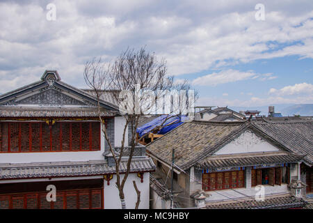 L'architecture chinoise ancienne construction de maisons dans la vieille ville de Dali, Yunnan Province, China Banque D'Images