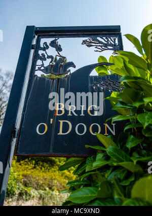 Vue de signer à Brig O Doon à Alloway, Ayrshire, Scotland, UK. Banque D'Images