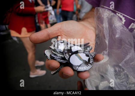 Sao Paulo, Brésil. 14 avr, 2018. Des centaines de personnes rallye sur l'Avenue Paulista de SÃ£o Paulo pour se remémorer et de protestation pour les 30 jours de la mort de la ville Crédit : Dario Oliveira/ZUMA/Alamy Fil Live News Banque D'Images