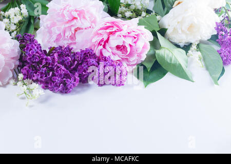 Lilas, pivoines et roses Lilly de la pr. Banque D'Images
