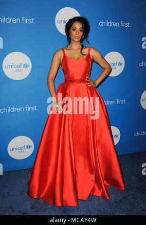 Los Angeles, CA. 14 avr, 2018. Lilly Singh aux arrivées pour 7th Biennial UNICEF Ball : Los Angeles, le Beverly Wilshire Hotel, Los Angeles, CA, 14 avril 2018. Credit : Elizabeth Goodenough/Everett Collection/Alamy Live News Banque D'Images