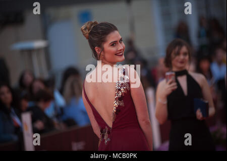 Malaga, Espagne. 14 avr, 2018. Directeur espagnol Andrea Jaurrieta pose sur le tapis rouge à l'extérieur du théâtre Cervantes pendant le 21ème Festival du Film International de Malaga, à Malaga. Credit : Jésus Merida/SOPA Images/ZUMA/Alamy Fil Live News Banque D'Images