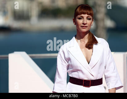 Malaga, Andalousie, espagne. Apr 15, 2018. Ma Révolution Najwa assiste à la photocall de la série ''vis a vis'' dans le 21e Festival de Cinéma de Malaga à Malaga.Le festival de Malaga ou Malaga film festival est un festival de cinéma organisé à Malaga, c'est principalement de promouvoir les films en langue espagnole. Credit : Manu Haiti/SOPA Images/ZUMA/Alamy Fil Live News Banque D'Images