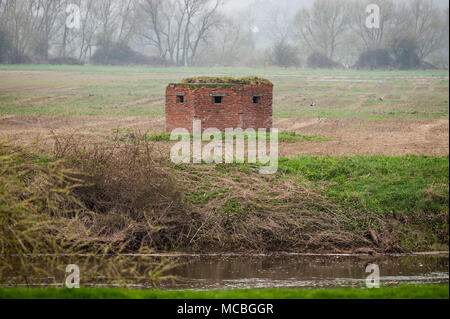 WW2 tambourin à Cressage pont sur la rivière Severn dans le Shropshire en Angleterre Banque D'Images