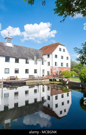 18e siècle Hambleden Mill, Moulin Fin Lock, Hambleden, Buckinghamshire, Angleterre, Royaume-Uni Banque D'Images