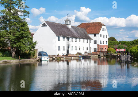 18e siècle Hambleden Mill, Moulin Fin Lock, Hambleden, Buckinghamshire, Angleterre, Royaume-Uni Banque D'Images