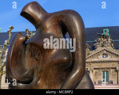 Henry Moore, de la mère et de l'enfant 1983-1984, Avenue de la liberté, la Ville de Luxembourg, Europe Banque D'Images