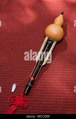 Eagan, Minnesota. La hulusi ou cucurbitènes flûte est un instrument à vent à anches libres de la Chine. Banque D'Images