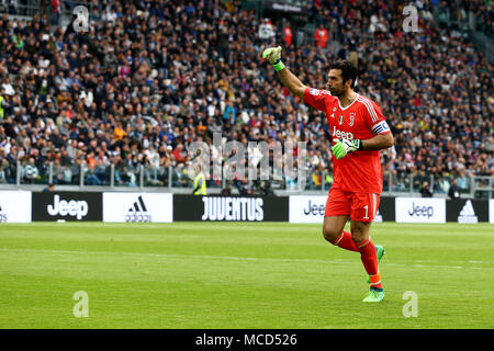 Turin, Italie. 15 avr, 2018. football, Serie A 2017-2018 championnat 15-4-2018 -juventus Sampdoria 3-0 dans la photo : Buffon : Crédit Photo Agency indépendante/Alamy Live News Banque D'Images