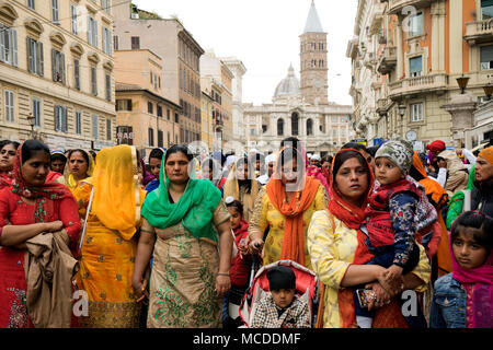 Rome, Italie, 15/04/2018 : célébration annuelle de Nagar Kirtan à Rome, Italie Banque D'Images