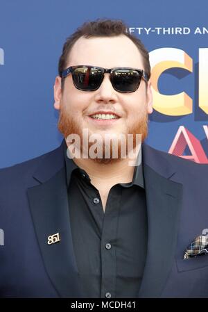 Luc Combs aux arrivées pour 53e Academy of Country Music (ACM) Awards - Arrivals 3, MGM Grand Garden Arena, Las Vegas, NV le 15 avril 2018. Photo par : JA/Everett Collection Banque D'Images