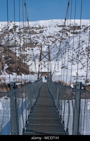 La mine Star est un pont suspendu de 117 mètres de long pont suspendu pour piétons de l'autre côté de la rivière Red Deer à Drumheller, en Alberta. Construit en 1931 Banque D'Images