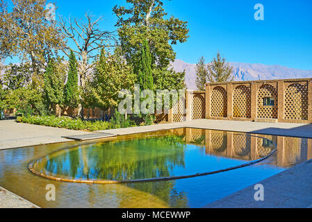 L'Shazdeh ou Prince Jardin est le monument le plus populaire de Mahan, cette région unique entre le désert est occupé par une végétation luxuriante et d'étangs, de l'Iran. Banque D'Images