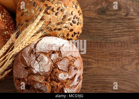 Pain et petits pains dans l'époque actuelle se produire dans de nombreux types et formes non seulement en Pologne mais également dans le monde entier. Banque D'Images