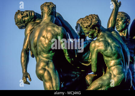 Italia Friuli Venezia Giulia TRIESTE Colle di San Giusto Monumento ai caduti della guerra di liberazione 1915 1918| Italie Friuli Venezia Giulia San Giusto Hill La Première Guerre mondiale Monument au Soldat inconnu Banque D'Images