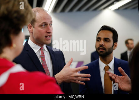 Duc de Cambridge des entretiens avec les délégués, il assiste à une session conjointe de l'entreprise et de Forums Jeunesse du Commonwealth au Queen Elizabeth II Conference Centre à Londres. Banque D'Images