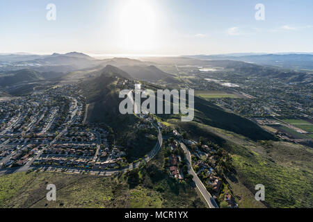 Vue aérienne du quartier de Wildwood à Thousand Oaks et Santa Rosa dans la vallée de Camarillo, Californie. Banque D'Images