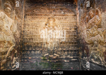 Prasat Kravan, temple hindou antique sculptures de brique, 10ème siècle, Angkor UNESCO World Heritage site, la province de Siem Reap, Cambodge Asie Banque D'Images