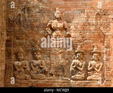 Prasat Kravan, temple hindou antique sculptures de brique, 10ème siècle, Angkor UNESCO World Heritage site, la province de Siem Reap, Cambodge Asie Banque D'Images