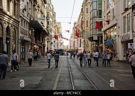 Des scènes de rue de la vie urbaine à Istanbul, Turquie Banque D'Images