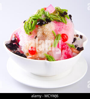 Ice kacang, dessert asiatique de shaved ice avec icecream Banque D'Images