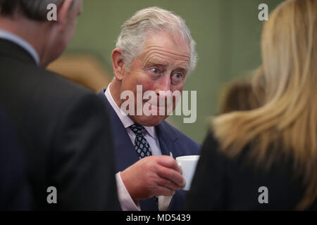 Le Prince de Galles assiste à une réception à la session de clôture du Forum des entreprises du Commonwealth au Guildhall de Londres, au cours de la réunion des chefs de gouvernement du Commonwealth. Banque D'Images