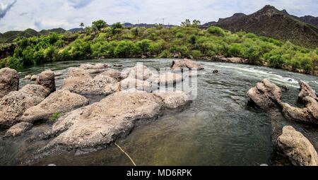 Rio Yaqui, situé dans la municipalité de Soyopa., Sonora, Mexique.** © Foto :/NortePhoto.com LuisGutierrez©Rio Yaqui localizado en el municio de Sonora au Mexique. © Foto :/NortePhoto.com LuisGutierrez© Banque D'Images