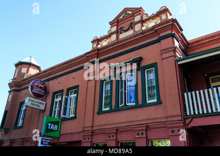 Détail de la façade de l'hôtel Culcairn centenaire, qui a ouvert ses portes en 1891 dans la région de la Riverina au sud-est de la Nouvelle-Galles du Sud, Australie Banque D'Images