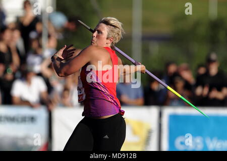 Lucerne, Suisse. 17th, 2012. Christina Obergfoll de l'Allemagne en action au cours de la féministe du javelot cas de l'athlétisme Réunion compet Banque D'Images