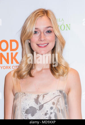 New York, États-Unis. Apr 17, 2018. Caitlin Fitzgerald assiste à la banque alimentaire de New York City's peut faire la remise de prix au Cipriani Wall Street, Manhattan Crédit : Sam Aronov/Pacific Press/Alamy Live News Banque D'Images