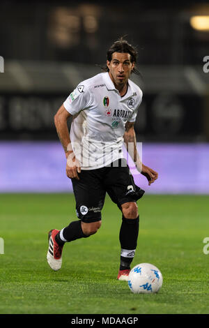 Walter Alberto Lopez Gasco de Spezia au cours de l'Italien 'Serie B' match entre Spezia 0-1 Brescia à Alberto Picco Stadium le 17 avril 2018 à La Spezia, Italie. Credit : Maurizio Borsari/AFLO/Alamy Live News Banque D'Images