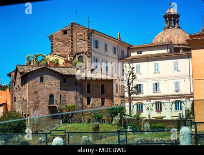 ROME, ITALIE - 17 MAI 2017 : les bâtiments anciens à Rome, Italie. Architecture générique. Banque D'Images