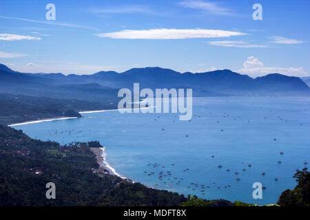 Vue aérienne du littoral, Java Ouest, Indonésie Banque D'Images