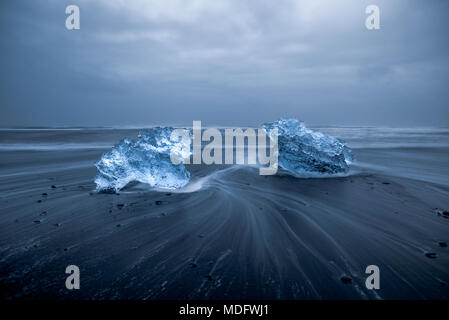 Glace sur la plage, Islande Banque D'Images