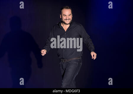 L'humoriste et comédien François-Xavier Demaison qui fréquentent le festival 'Les RoyalÕs du Rire" à Mandelieu-la-Napoule sur 2016/10/21 Banque D'Images