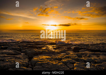 Lever du soleil à Craster, Northumberland Avril 2018 Banque D'Images