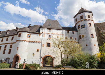 Château von der Leyen Kobern-Gondorf sur la Moselle. Banque D'Images