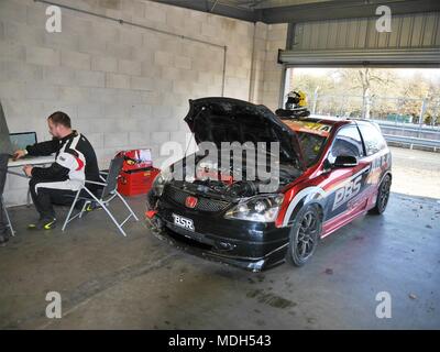 Oulton Park, Cheshire UK. 24 novembre 2017. Journée d'essai pour Civic Honda coupe Banque D'Images