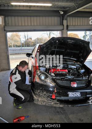 Oulton Park, Cheshire UK. 24 novembre 2017. Journée d'essai pour Civic Honda coupe Banque D'Images