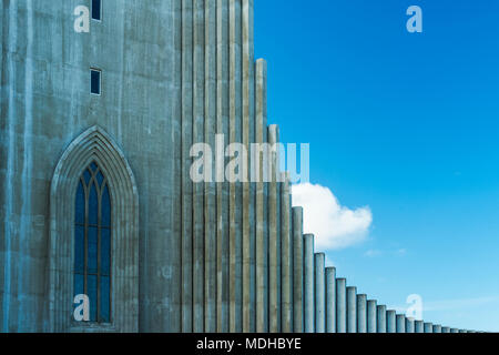 Des détails architecturaux de l'église de Hallgrimur, Reykjavik, Islande Banque D'Images