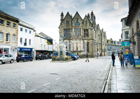 L'emblématique édifice de l'hôtel de la monnaie de l'époque victorienne dans le centre-ville de Truro à Cornwall. Banque D'Images