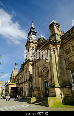 L'Atkinson Art Gallery et de la bibliothèque dans le centre de Southport Banque D'Images