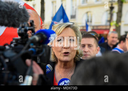 Paris, France, le 20 avril 2018. Le Front national d'organiser un rassemblement contre la politique d'immigration du Président Emmanuel Macron, en face de l'Assemblée nationale, avec un discours de Marine Le Pen Crédit : Avenir Photos/Alamy Live News Banque D'Images