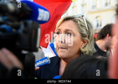 Paris, France, le 20 avril 2018. Le Front national d'organiser un rassemblement contre la politique d'immigration du Président Emmanuel Macron, en face de l'Assemblée nationale, avec un discours de Marine Le Pen Crédit : Avenir Photos/Alamy Live News Banque D'Images